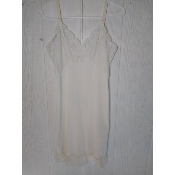Artemis Other - Vintage Artemis 60s Lace Ivory Nylon Full Slip 34 Ave Sheer Chest